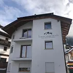 Europa Mountain 아파트